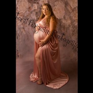 EUC Charlotte Rose Customs Maternity Infinity Dress Gown One Size Boudoir